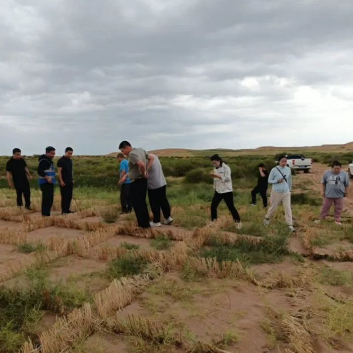 UnLk39i7WG0VIm2AefS7